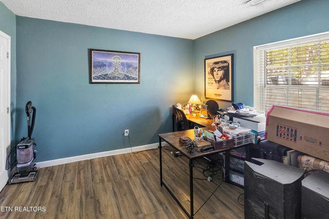 4102 Geyland Heights Rd, Knoxville, TN 37920