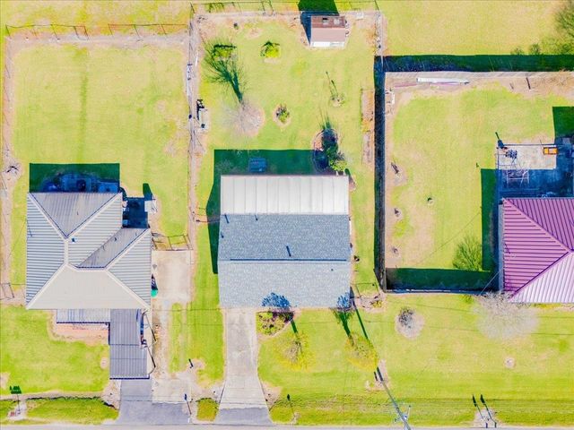 536 Hospital Dr, Raceland, LA 70394