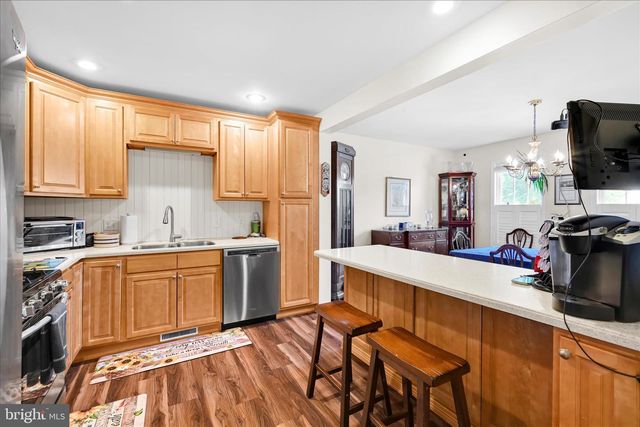 13 SPRING HILL LN, Mountville, PA 17554
