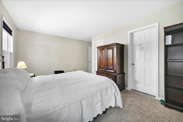 13 SPRING HILL LN, Mountville, PA 17554