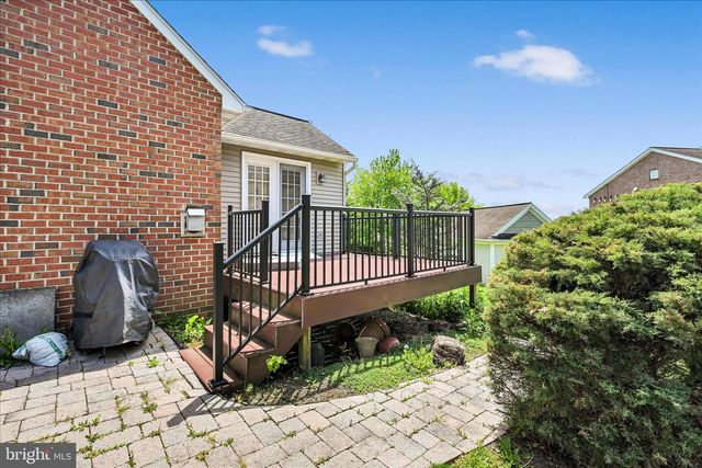 13 SPRING HILL LN, Mountville, PA 17554