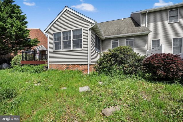 13 SPRING HILL LN, Mountville, PA 17554