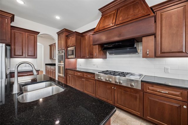 4943 Wigton Drive, Houston, TX 77096