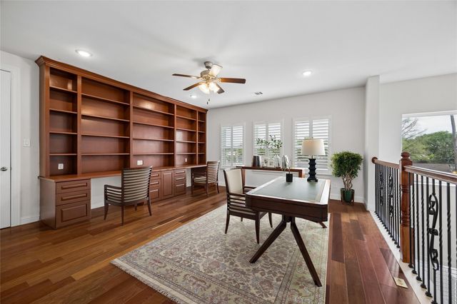 4943 Wigton Drive, Houston, TX 77096