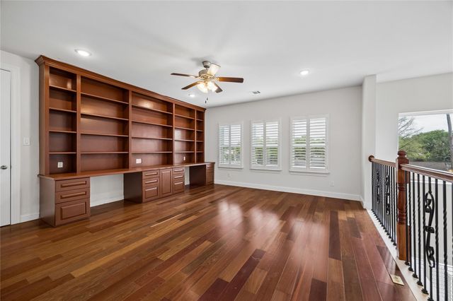 4943 Wigton Drive, Houston, TX 77096