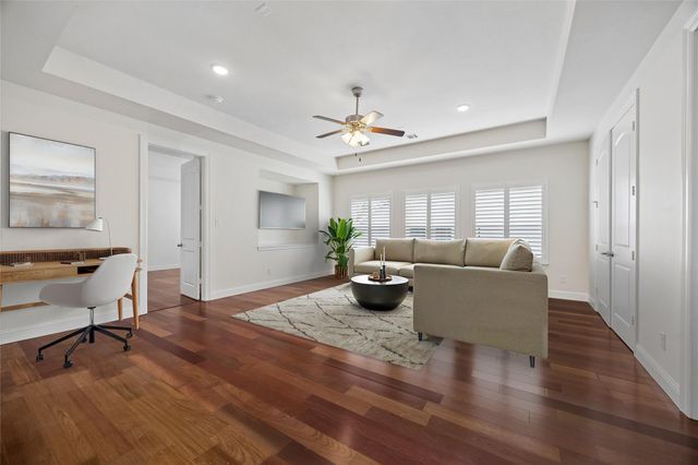 4943 Wigton Drive, Houston, TX 77096