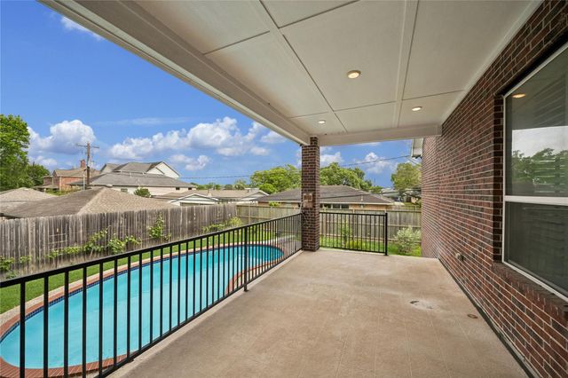 4943 Wigton Drive, Houston, TX 77096