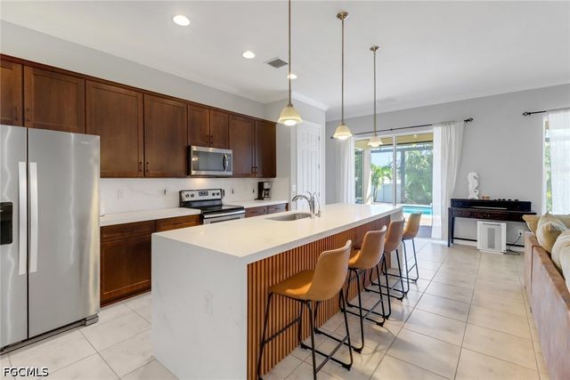 3411 SW 27th PL, Cape Coral, FL 33914