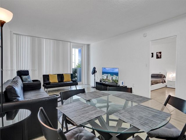 3725 S Ocean Drive 520, Hollywood, FL 33019