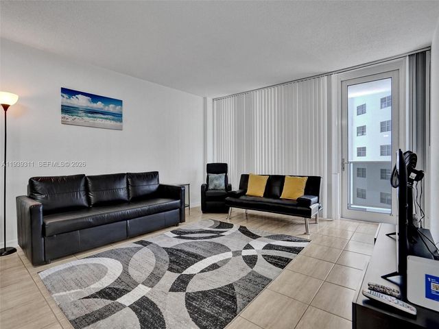 3725 S Ocean Drive 520, Hollywood, FL 33019