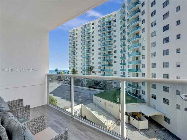 3725 S Ocean Drive 520, Hollywood, FL 33019