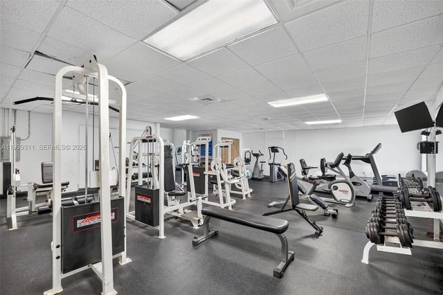 3725 S Ocean Drive 520, Hollywood, FL 33019