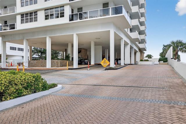 3725 S Ocean Drive 520, Hollywood, FL 33019