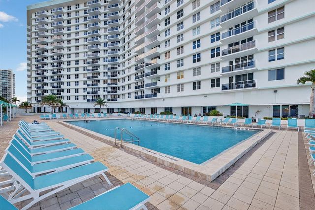3725 S Ocean Drive 520, Hollywood, FL 33019