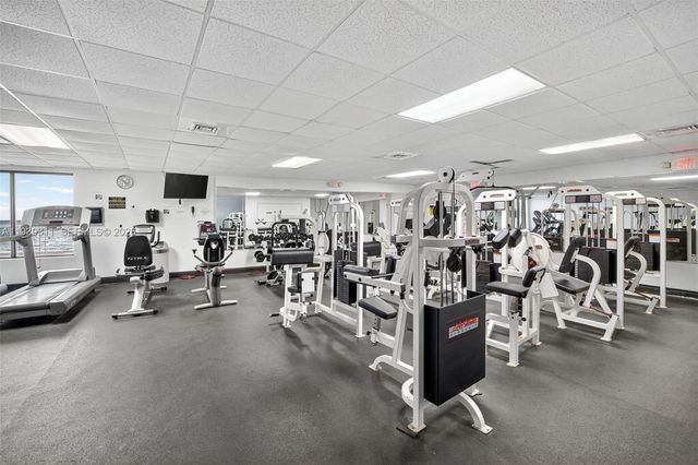 3725 S Ocean Drive 520, Hollywood, FL 33019