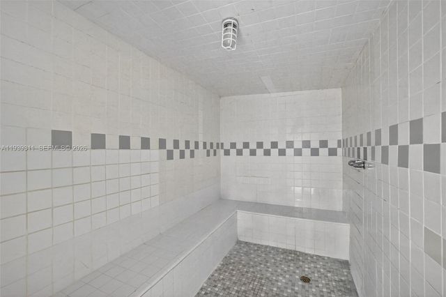 3725 S Ocean Drive 520, Hollywood, FL 33019