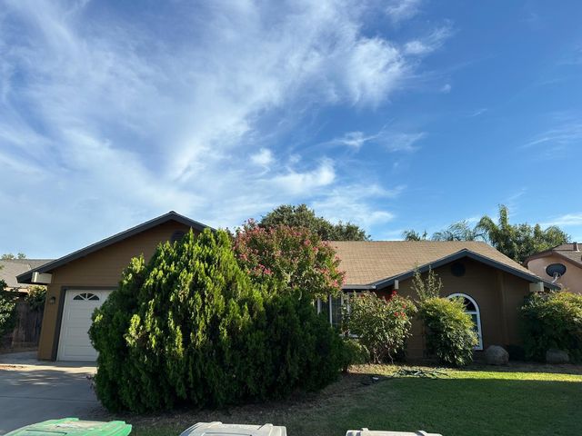 2119 Magnolia, Sanger, CA 93657