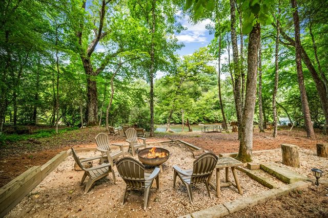 1082 Sunset Road, Epworth, GA 30541