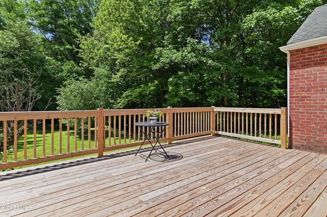 287 Thais Road, Sand Lake, NY 12018