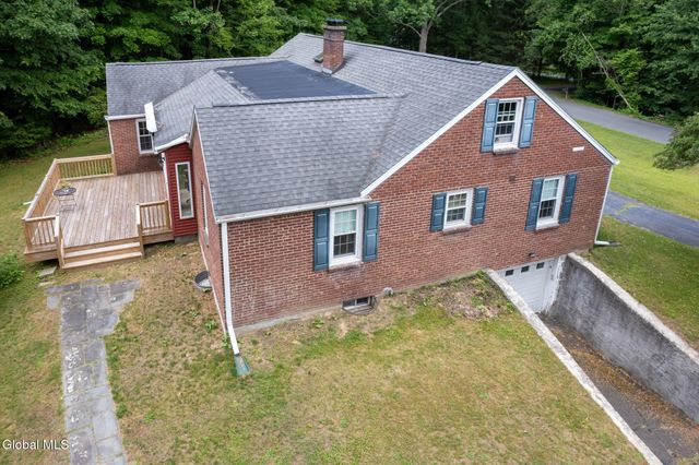 287 Thais Road, Sand Lake, NY 12018