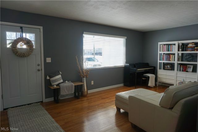 2887 Greenridge Road, Norton, OH 44203