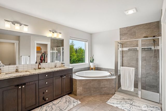 11223 SE 252nd Street, Kent, WA 98030