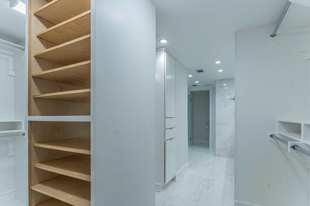 2929 Buffalo Speedway A404, Houston, TX 77098