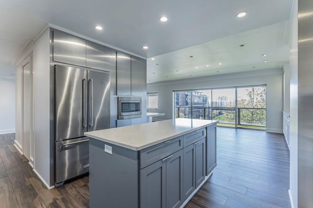 2929 Buffalo Speedway A404, Houston, TX 77098