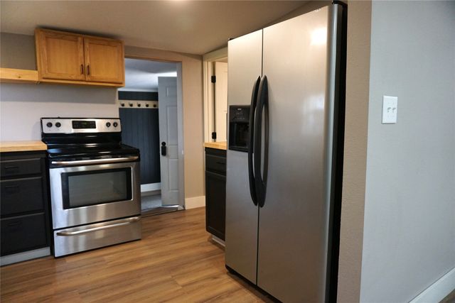 1755 280th Street, Winterset, IA 50273