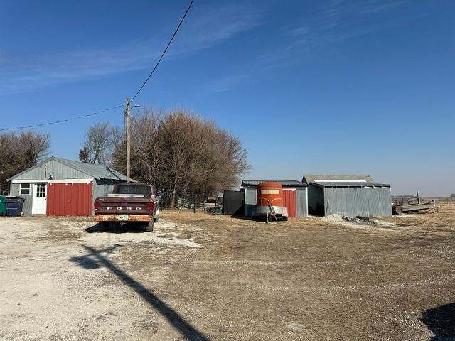 1755 280th Street, Winterset, IA 50273