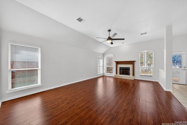 1115 Willow Knoll, San Antonio, TX 78258