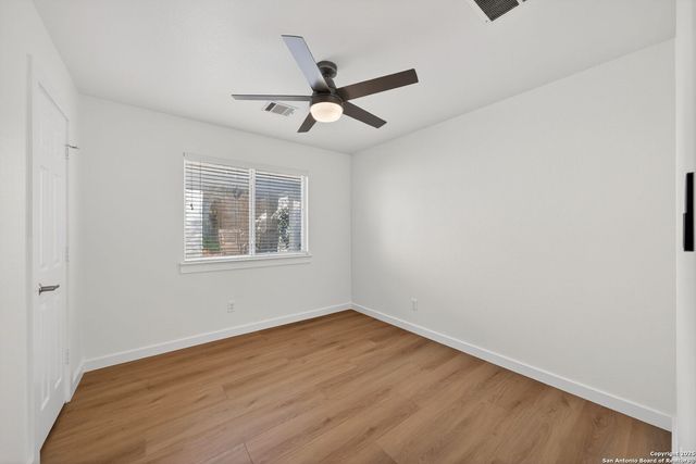 1115 Willow Knoll, San Antonio, TX 78258