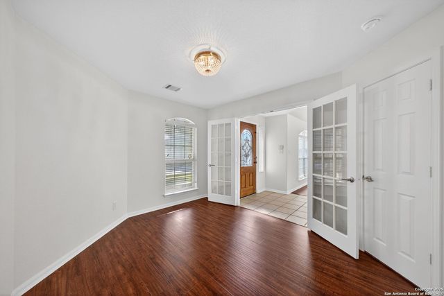 1115 Willow Knoll, San Antonio, TX 78258