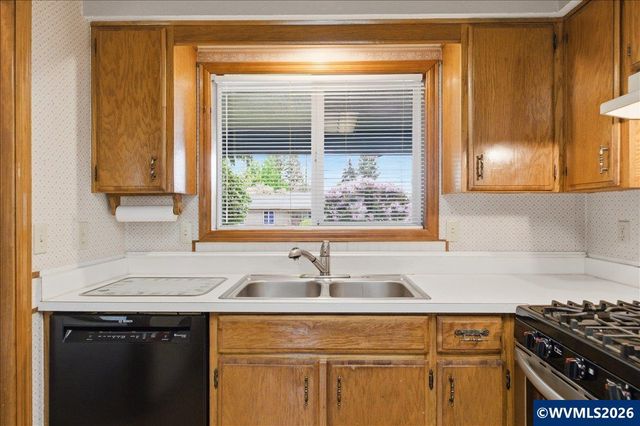 4844 San Antonio Ct NE, Salem, OR 97305