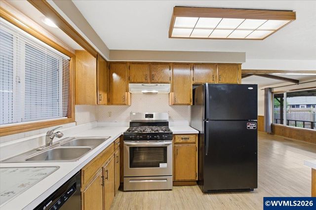 4844 San Antonio Ct NE, Salem, OR 97305