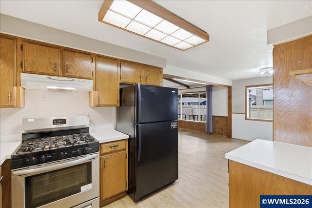 4844 San Antonio Ct NE, Salem, OR 97305