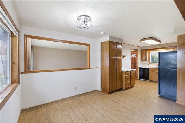 4844 San Antonio Ct NE, Salem, OR 97305