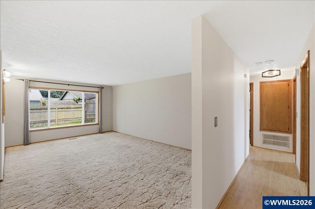 4844 San Antonio Ct NE, Salem, OR 97305