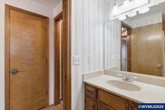 4844 San Antonio Ct NE, Salem, OR 97305