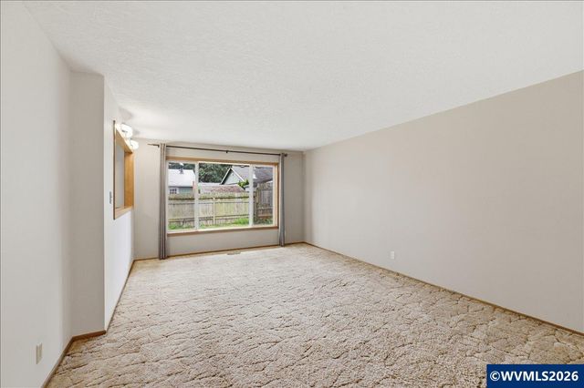 4844 San Antonio Ct NE, Salem, OR 97305