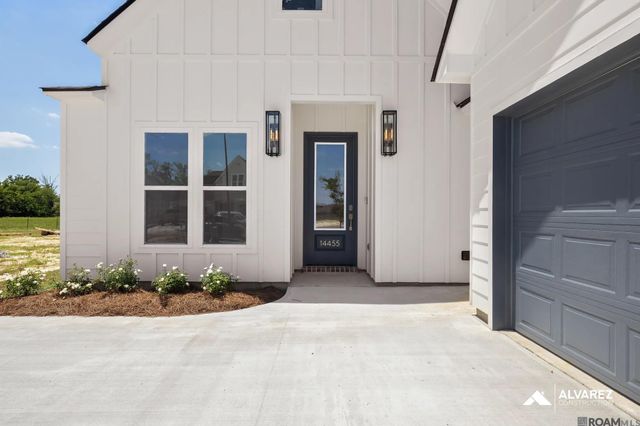 14455 Belle Maison Dr, Gonzales, LA 70737