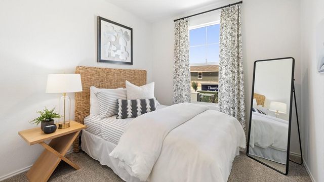 181 B HARRISON XING, Uhland, TX 78640