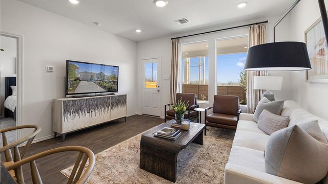 181 B HARRISON XING, Uhland, TX 78640