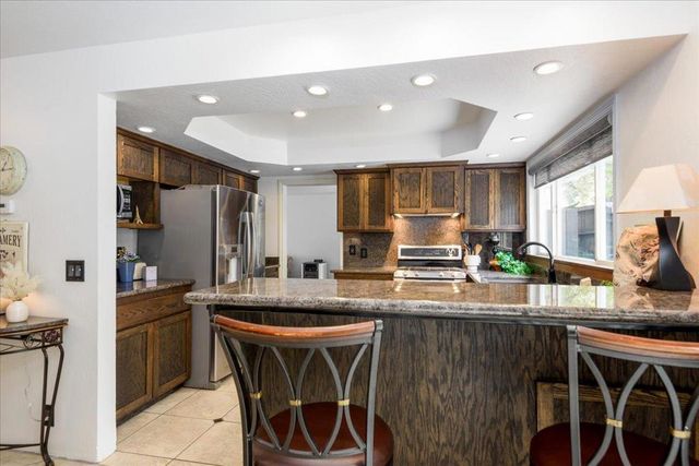 854 Prairie Creek Drive, Pacifica, CA 94044