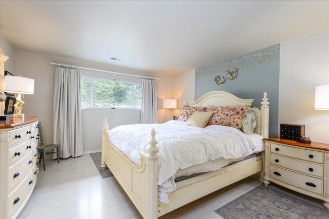 854 Prairie Creek Drive, Pacifica, CA 94044