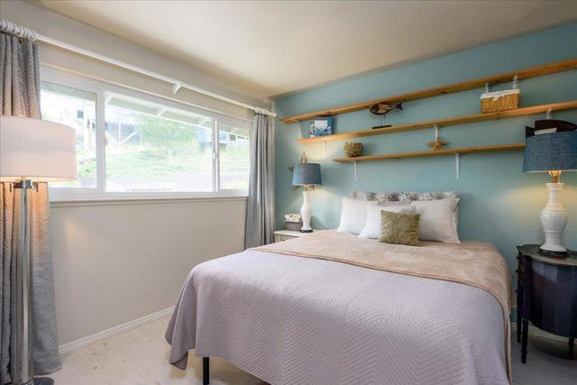 854 Prairie Creek Drive, Pacifica, CA 94044