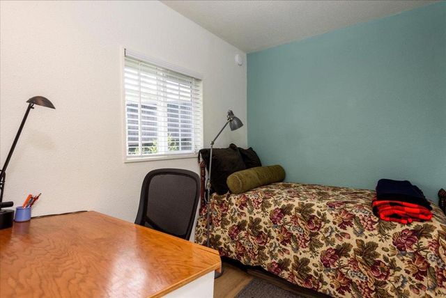 854 Prairie Creek Drive, Pacifica, CA 94044