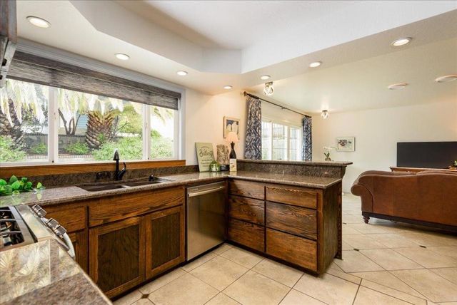 854 Prairie Creek Drive, Pacifica, CA 94044