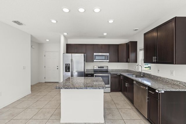 1334 SW Kapok Avenue, Port St Lucie, FL 34953