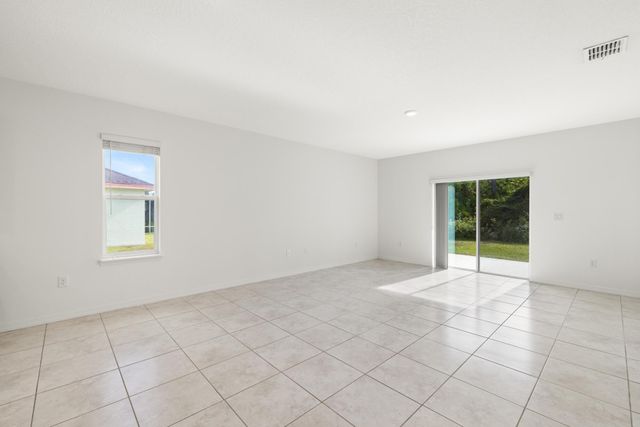 1334 SW Kapok Avenue, Port St Lucie, FL 34953